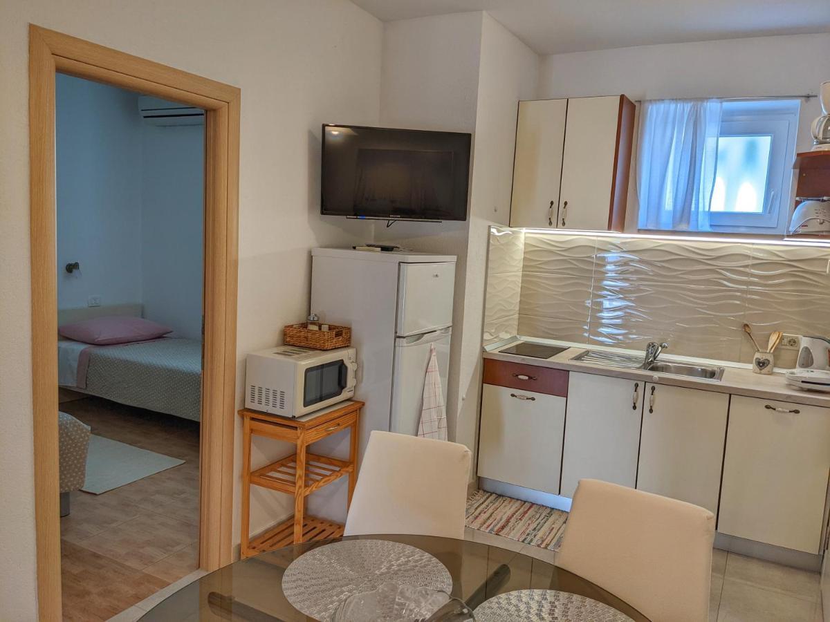 Mirjana & Ivo Appartement Makarska Buitenkant foto