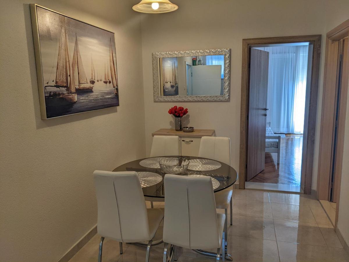 Mirjana & Ivo Appartement Makarska Buitenkant foto